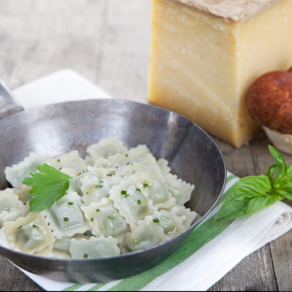 Raviole de Royan with Comté Cheese - 1kg/2.2lb – Image 2