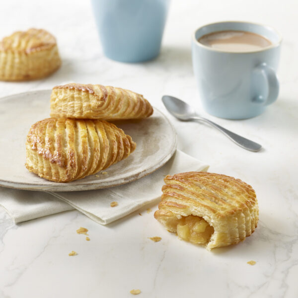 Apple Turnover Fine Butter BRIDOR - pack of 6 – Image 2