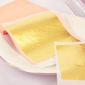 Livret de feuilles comestibles en or 23,75 carats, grand carré - 25 feuilles